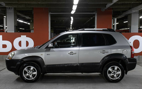 Hyundai Tucson III, 2005 год, 749 000 рублей, 8 фотография