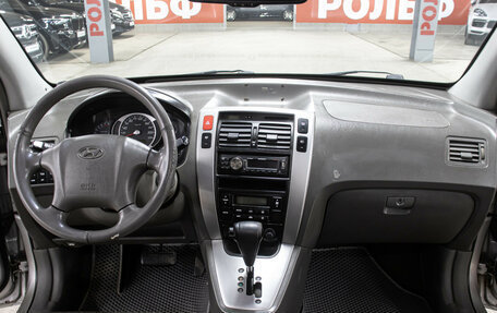 Hyundai Tucson III, 2005 год, 749 000 рублей, 14 фотография