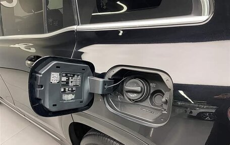 Mercedes-Benz GLB, 2021 год, 2 490 000 рублей, 29 фотография