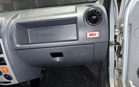 Renault Logan I, 2006 год, 300 000 рублей, 8 фотография