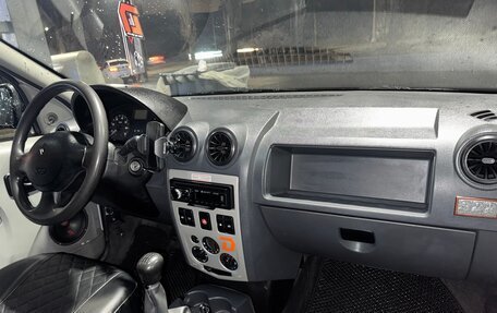 Renault Logan I, 2006 год, 300 000 рублей, 7 фотография