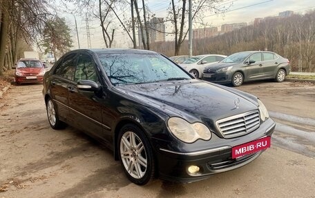 Mercedes-Benz C-Класс, 2006 год, 580 000 рублей, 8 фотография