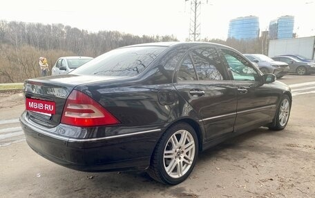 Mercedes-Benz C-Класс, 2006 год, 580 000 рублей, 6 фотография
