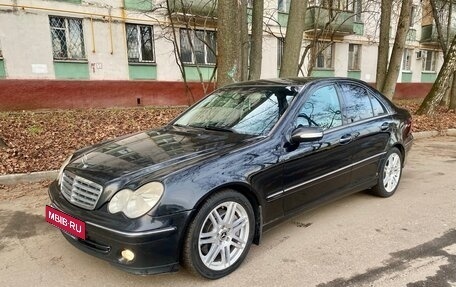 Mercedes-Benz C-Класс, 2006 год, 580 000 рублей, 2 фотография