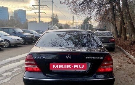Mercedes-Benz C-Класс, 2006 год, 580 000 рублей, 5 фотография