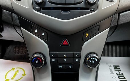 Chevrolet Cruze II, 2011 год, 825 000 рублей, 18 фотография