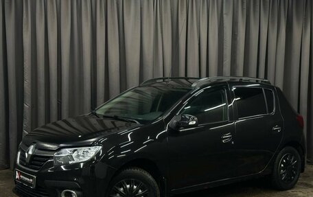 Renault Sandero II рестайлинг, 2018 год, 670 000 рублей, 1 фотография