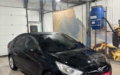 Hyundai Solaris II рестайлинг, 2012 год, 999 999 рублей, 8 фотография