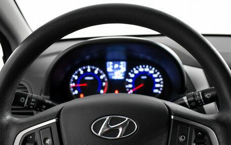 Hyundai Solaris II рестайлинг, 2016 год, 849 000 рублей, 17 фотография