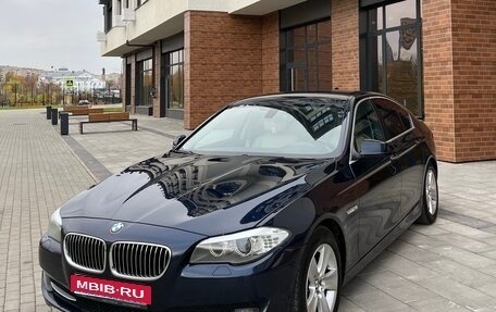 BMW 5 серия, 2011 год, 1 840 000 рублей, 1 фотография