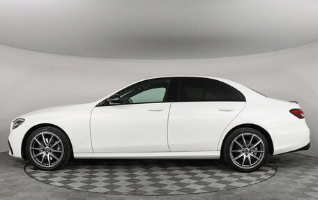 Mercedes-Benz E-Класс, 2022 год, 5 699 000 рублей, 8 фотография