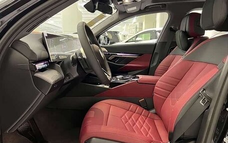 BMW 5 серия, 2025 год, 7 830 000 рублей, 11 фотография