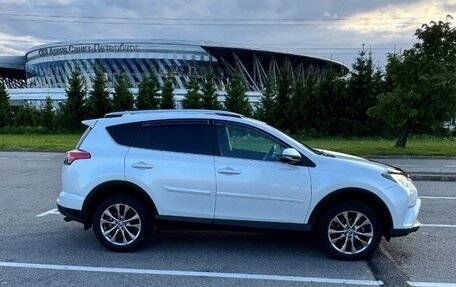 Toyota RAV4, 2019 год, 3 550 000 рублей, 3 фотография