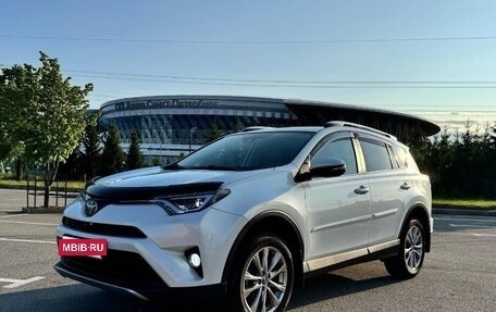 Toyota RAV4, 2019 год, 3 550 000 рублей, 7 фотография