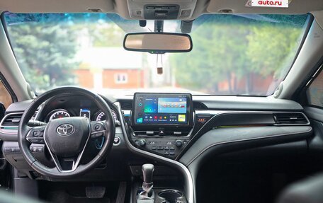 Toyota Camry, 2021 год, 3 340 000 рублей, 9 фотография