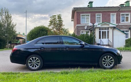 Mercedes-Benz E-Класс, 2019 год, 1 669 000 рублей, 4 фотография