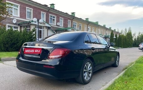 Mercedes-Benz E-Класс, 2019 год, 1 669 000 рублей, 5 фотография