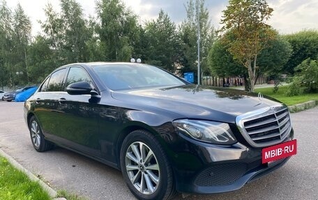 Mercedes-Benz E-Класс, 2019 год, 1 669 000 рублей, 3 фотография