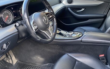 Mercedes-Benz E-Класс, 2019 год, 1 669 000 рублей, 13 фотография