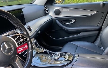 Mercedes-Benz E-Класс, 2019 год, 1 669 000 рублей, 9 фотография