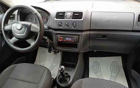 Skoda Fabia II, 2011 год, 379 000 рублей, 8 фотография