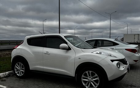 Nissan Juke II, 2014 год, 970 000 рублей, 2 фотография