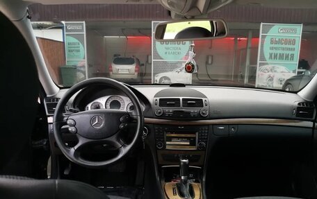 Mercedes-Benz E-Класс, 2008 год, 1 600 000 рублей, 7 фотография