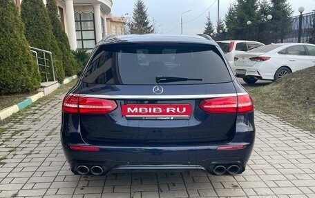 Mercedes-Benz E-Класс, 2019 год, 6 500 000 рублей, 6 фотография