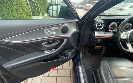 Mercedes-Benz E-Класс, 2019 год, 6 500 000 рублей, 16 фотография