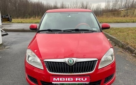 Skoda Fabia II, 2011 год, 385 000 рублей, 2 фотография
