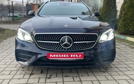 Mercedes-Benz E-Класс, 2019 год, 6 500 000 рублей, 25 фотография