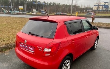 Skoda Fabia II, 2011 год, 385 000 рублей, 5 фотография