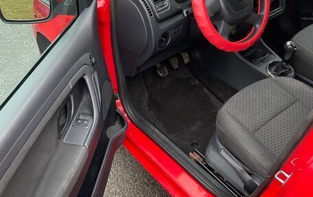 Skoda Fabia II, 2011 год, 385 000 рублей, 9 фотография