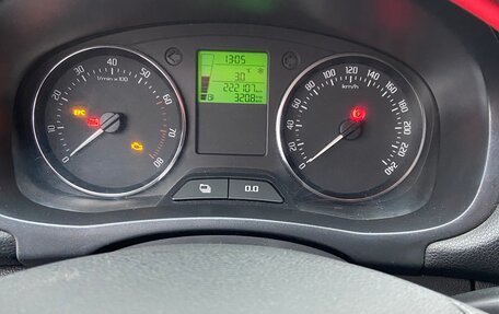 Skoda Fabia II, 2011 год, 385 000 рублей, 11 фотография