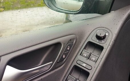 Volkswagen Golf VI, 2009 год, 920 000 рублей, 17 фотография