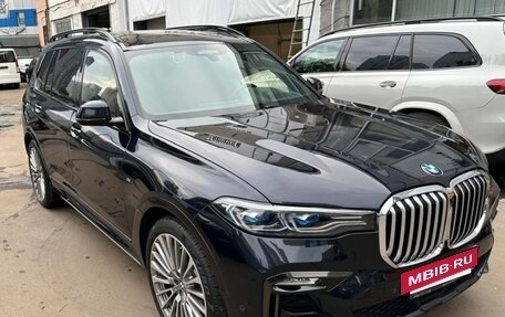 BMW X7, 2019 год, 19 200 000 рублей, 3 фотография