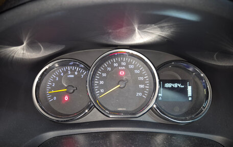 Renault Sandero II рестайлинг, 2016 год, 700 000 рублей, 7 фотография