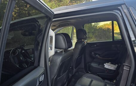 Chevrolet Tahoe IV, 2015 год, 2 599 999 рублей, 10 фотография