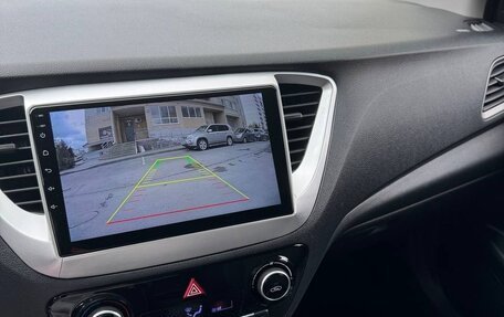 Hyundai Solaris II рестайлинг, 2018 год, 1 450 000 рублей, 10 фотография