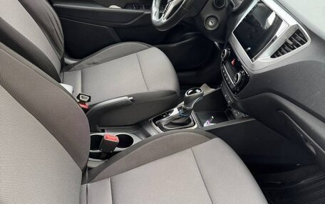 Hyundai Solaris II рестайлинг, 2018 год, 1 450 000 рублей, 13 фотография