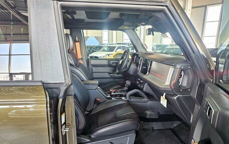 Ford Bronco, 2024 год, 13 499 000 рублей, 24 фотография