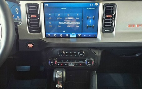 Ford Bronco, 2024 год, 13 499 000 рублей, 14 фотография