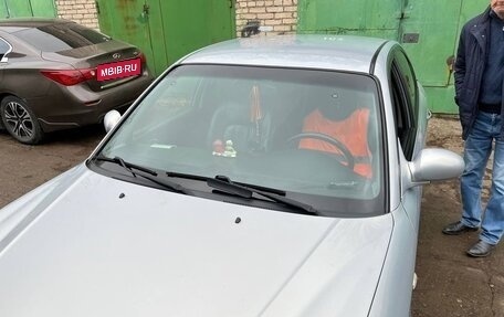 Hyundai Sonata IV рестайлинг, 2009 год, 750 000 рублей, 3 фотография