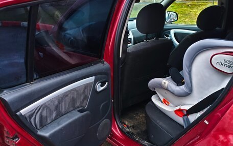 Renault Sandero I, 2011 год, 380 000 рублей, 12 фотография