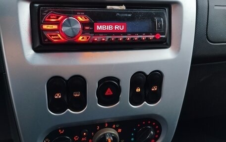 Renault Sandero I, 2011 год, 380 000 рублей, 18 фотография