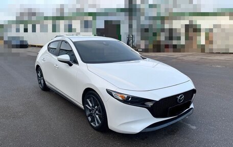 Mazda 3, 2020 год, 3 800 000 рублей, 2 фотография