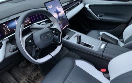 Geely Atlas, 2025 год, 18 фотография