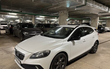Volvo V40 Cross Country I, 2015 год, 1 500 000 рублей, 2 фотография