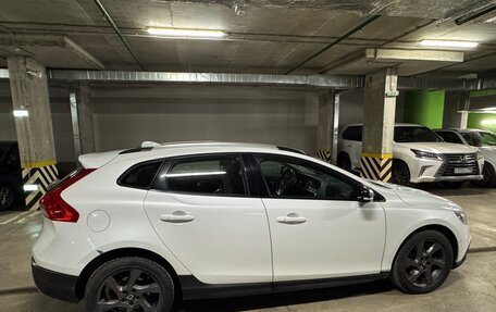 Volvo V40 Cross Country I, 2015 год, 1 500 000 рублей, 7 фотография