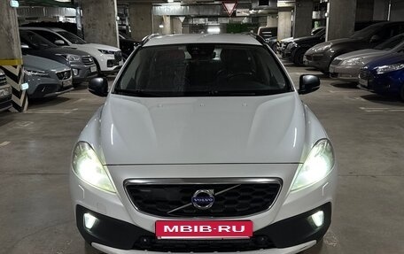 Volvo V40 Cross Country I, 2015 год, 1 500 000 рублей, 20 фотография